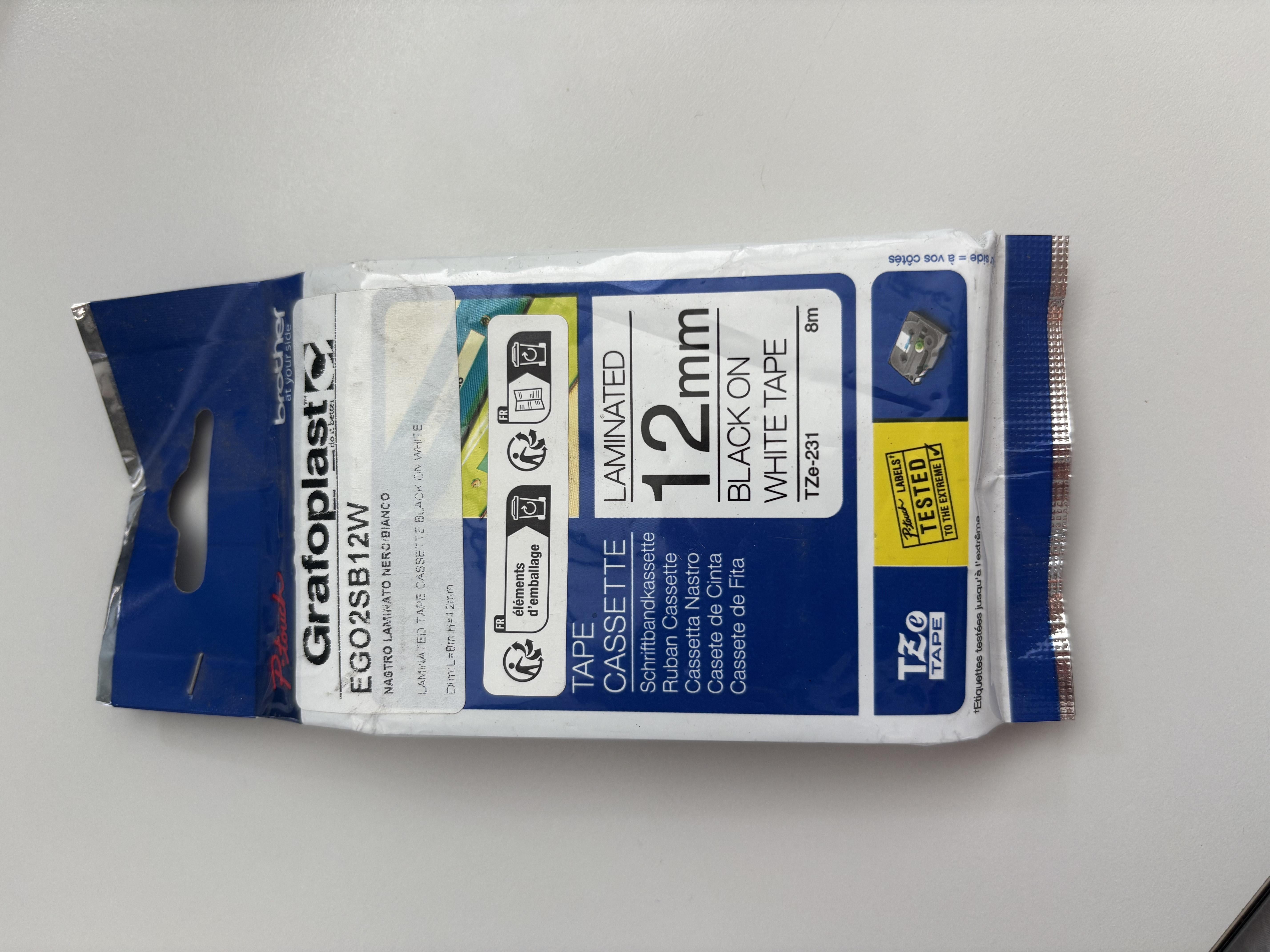 grafoplast grafoplast nastro laminato 12mm x 8mt nero/bianco tze23 ego2sb12w - foto 3