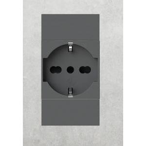 Presa elettrica compatibile living now nera schuko bipasso  4bpp40.kg
