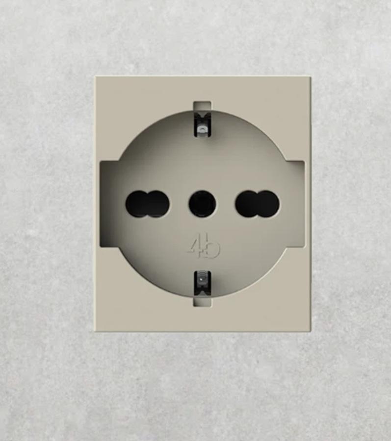 4 box 4 box presa elettrica schuko bipasso compatibile vimar 4 box 4bpp40.v30c canapa - foto 1